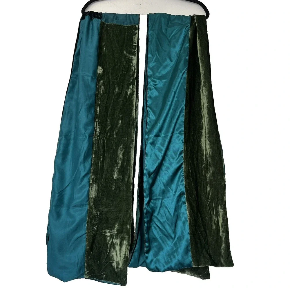 NWT Coldwater Creek‎ Green Velvet Satin Blocked Scarf Green Lots Of 2